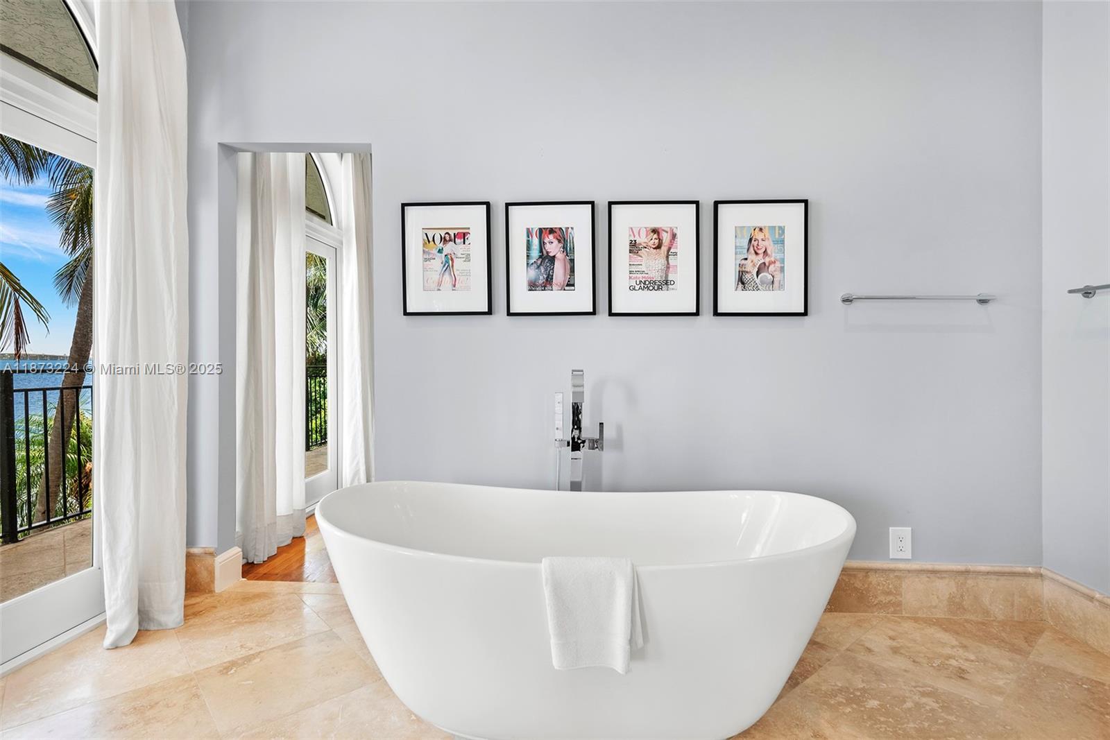 814 W Dilido Dr Miami Beach, FL 33139