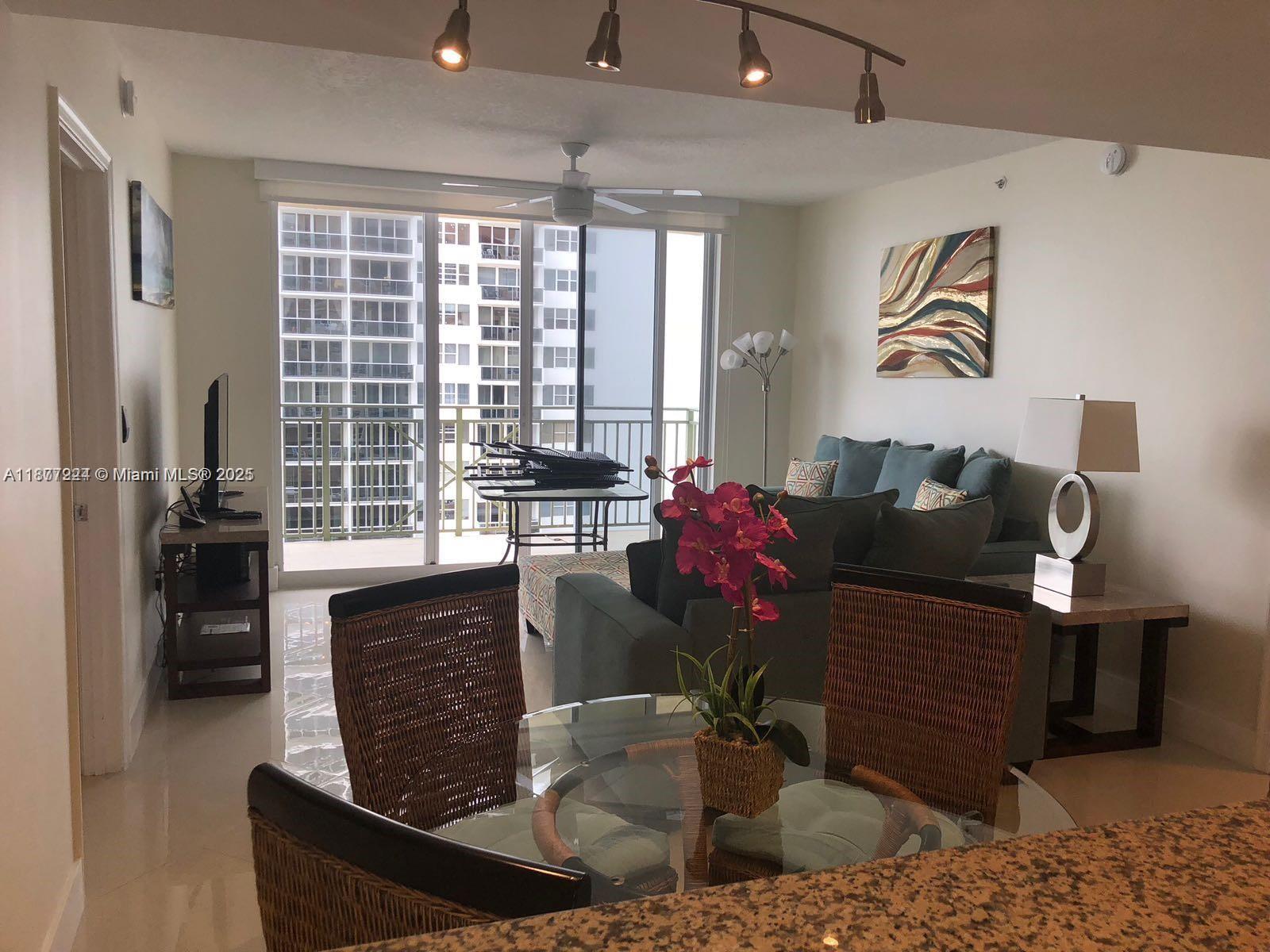 image 2080 Condominium10