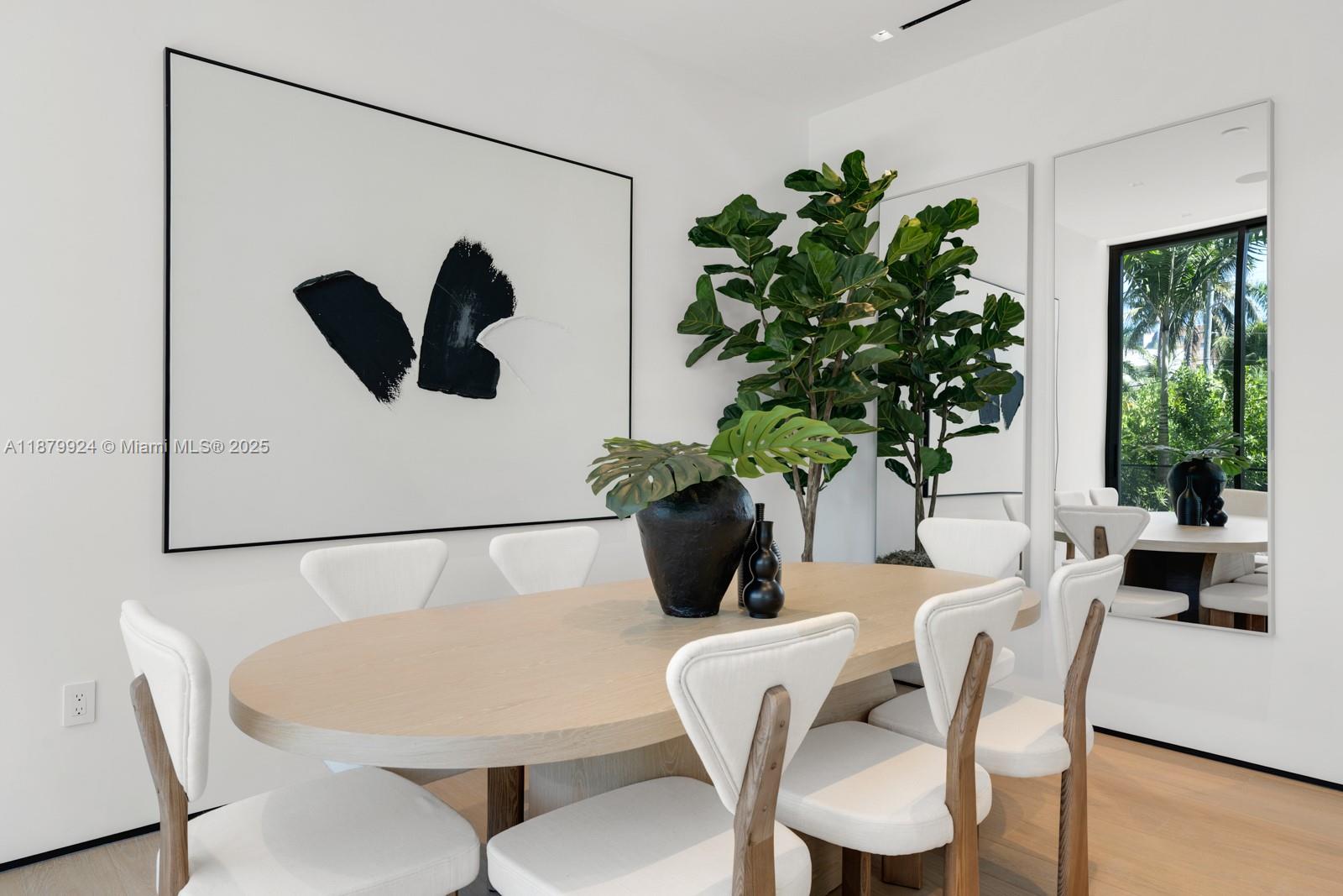 291 Palm Ave Miami Beach, FL 33139