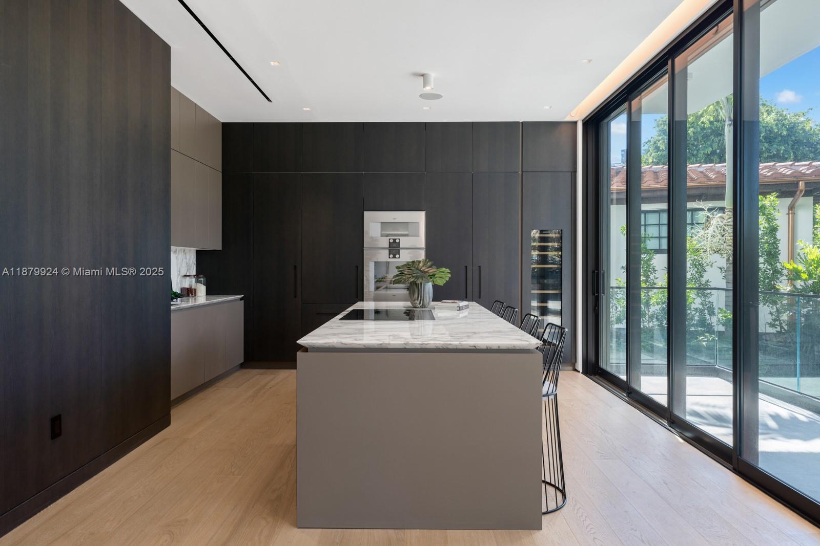 291 Palm Ave Miami Beach, FL 33139