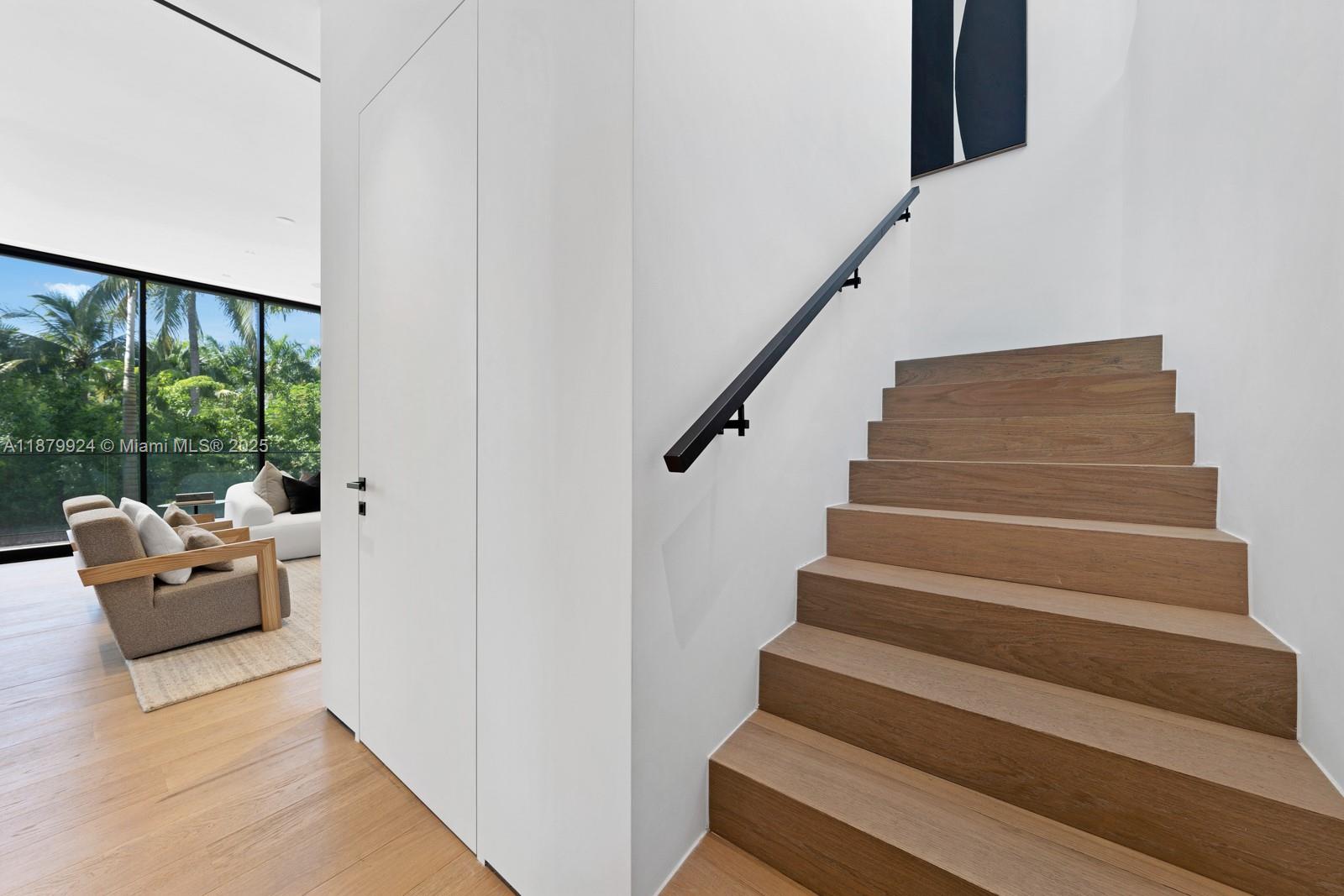 291 Palm Ave Miami Beach, FL 33139