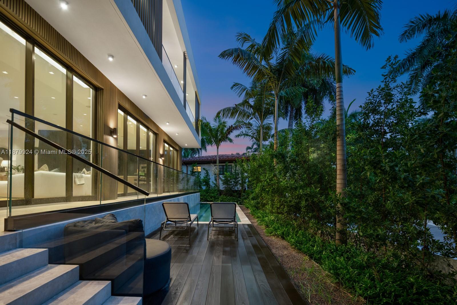 291 Palm Ave Miami Beach, FL 33139