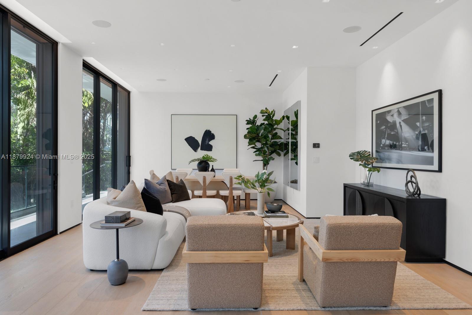 291 Palm Ave Miami Beach, FL 33139