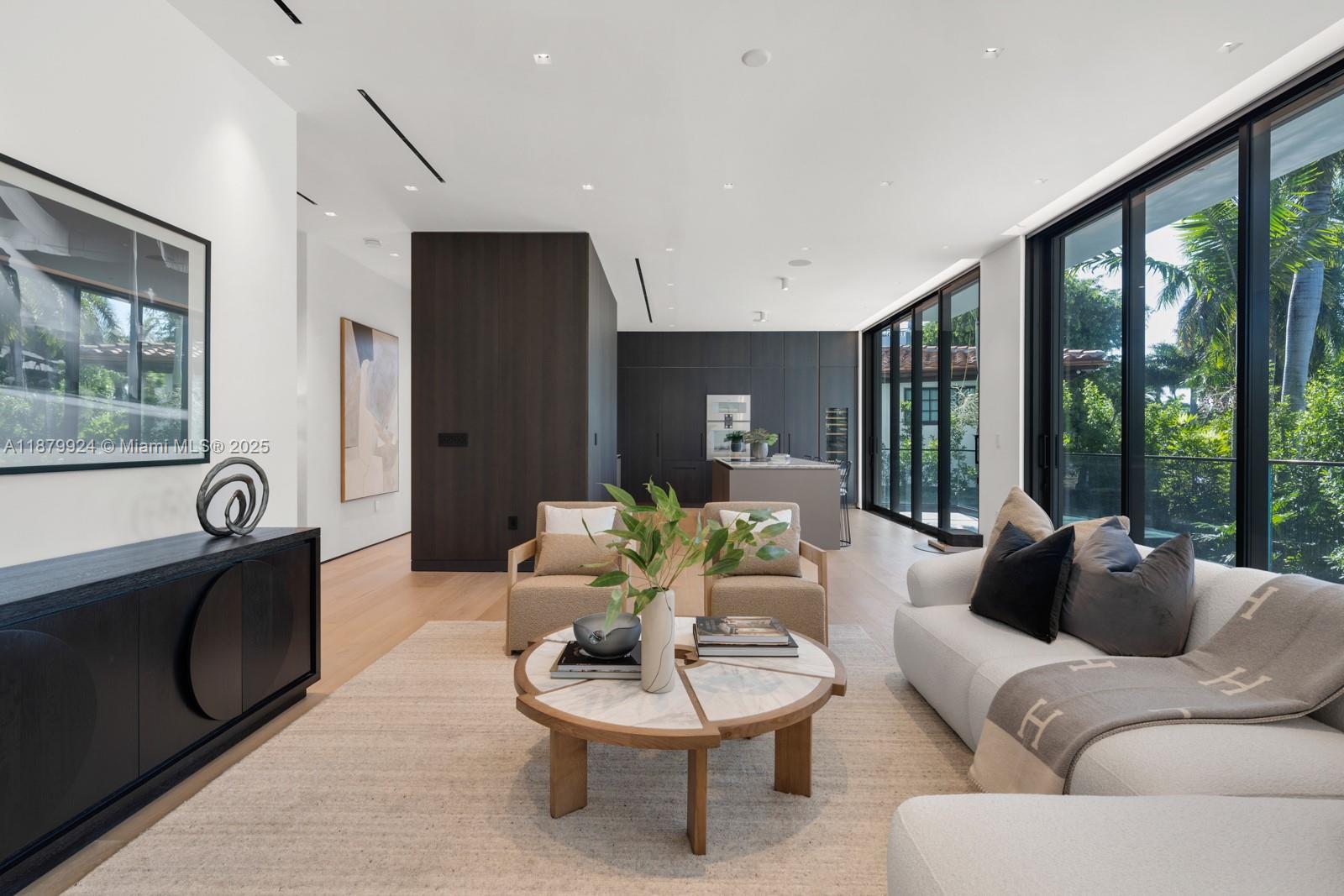 291 Palm Ave Miami Beach, FL 33139