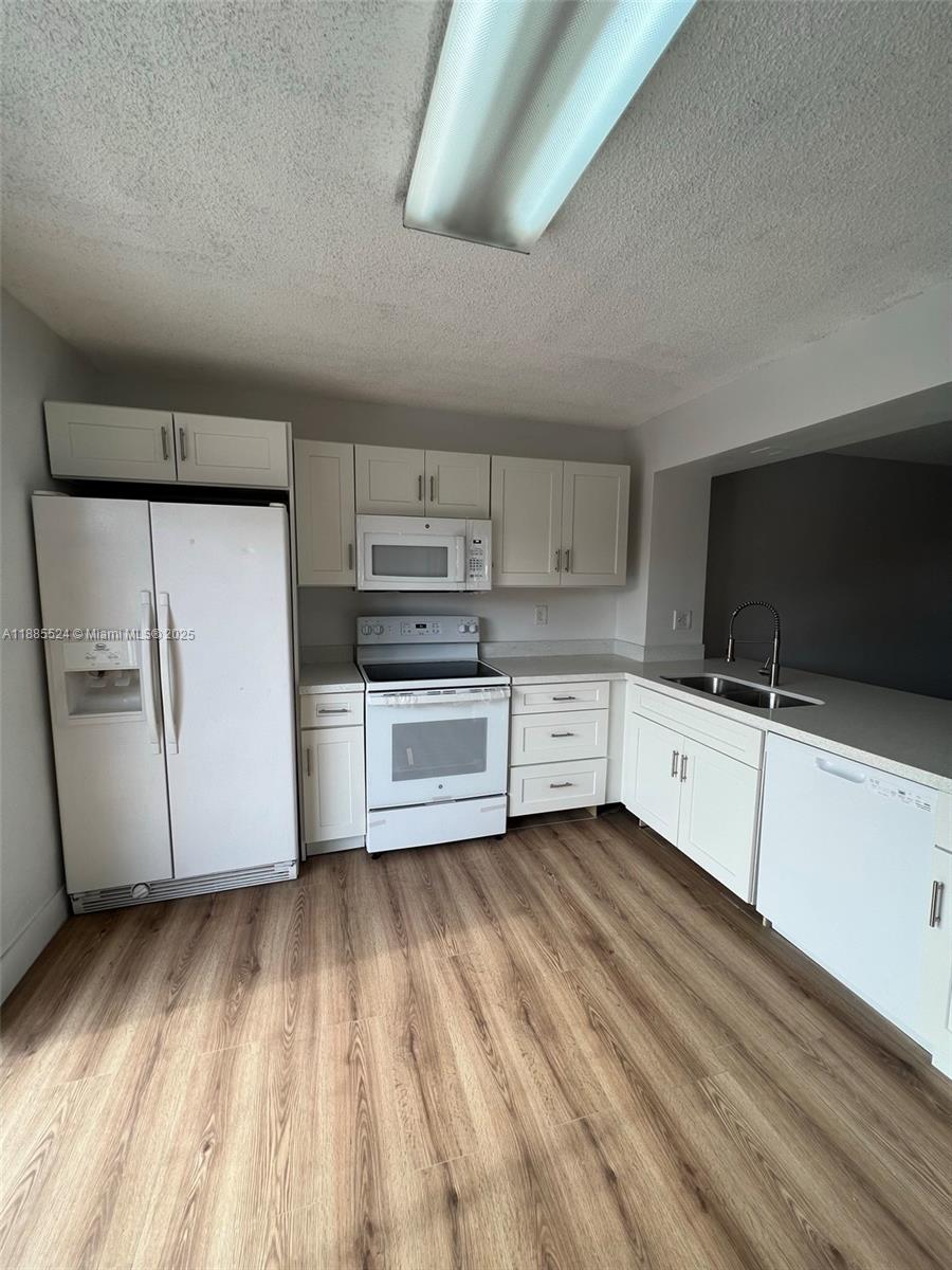 2186 W 60th St #20206