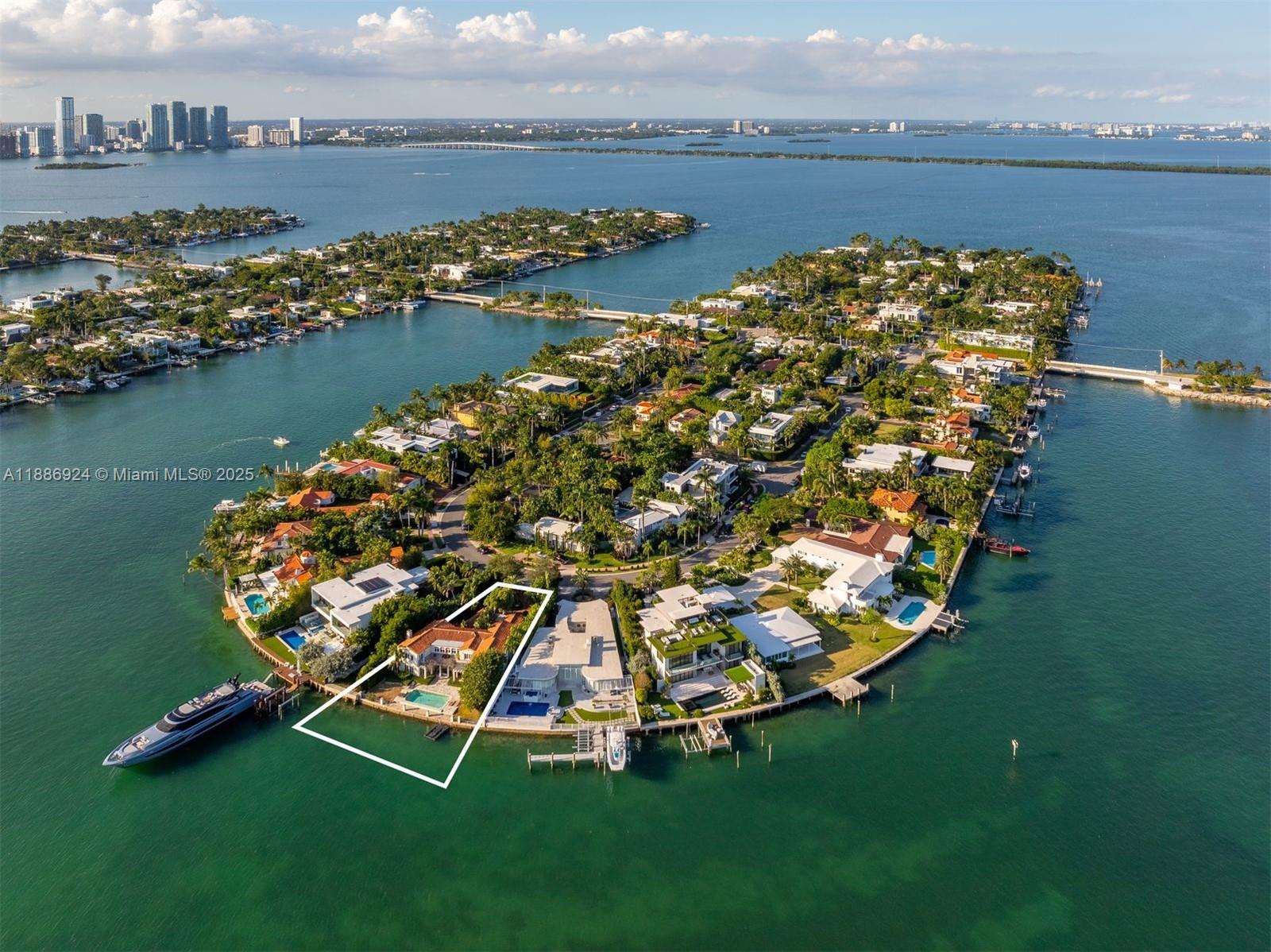 11 E Rivo Alto Dr Miami Beach, FL 33139