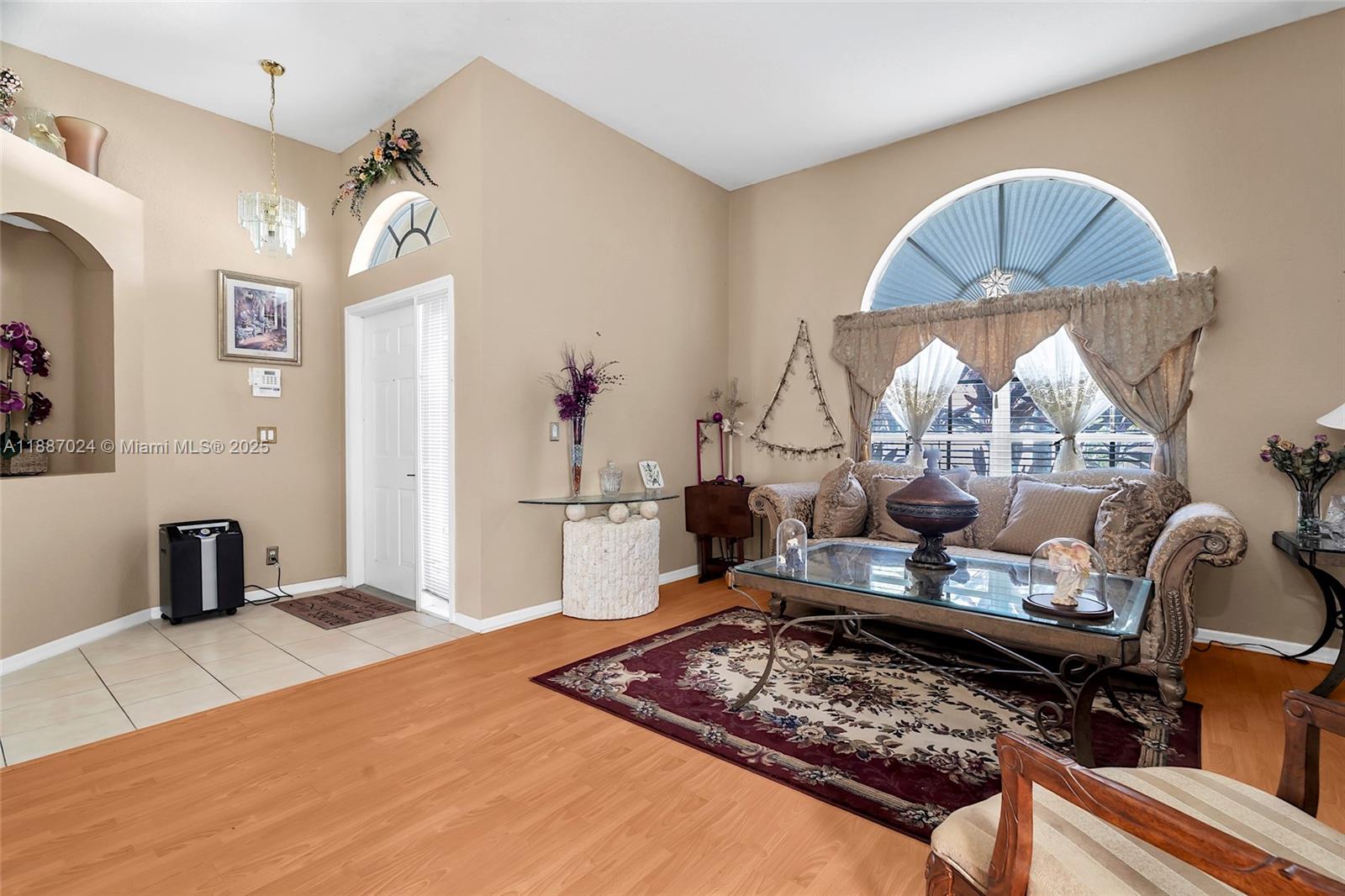 2034 NW 145th Ave Pembroke Pines, FL 33028