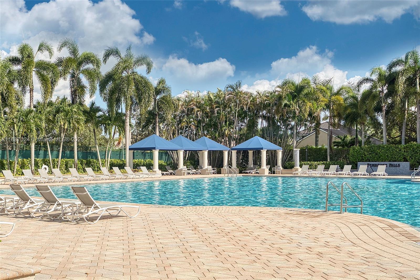 2034 NW 145th Ave Pembroke Pines, FL 33028