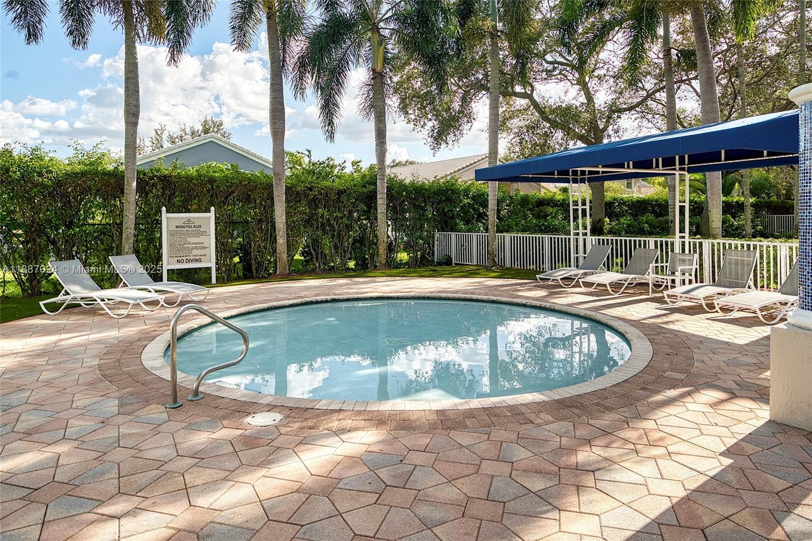 2034 NW 145th Ave Pembroke Pines, FL 33028