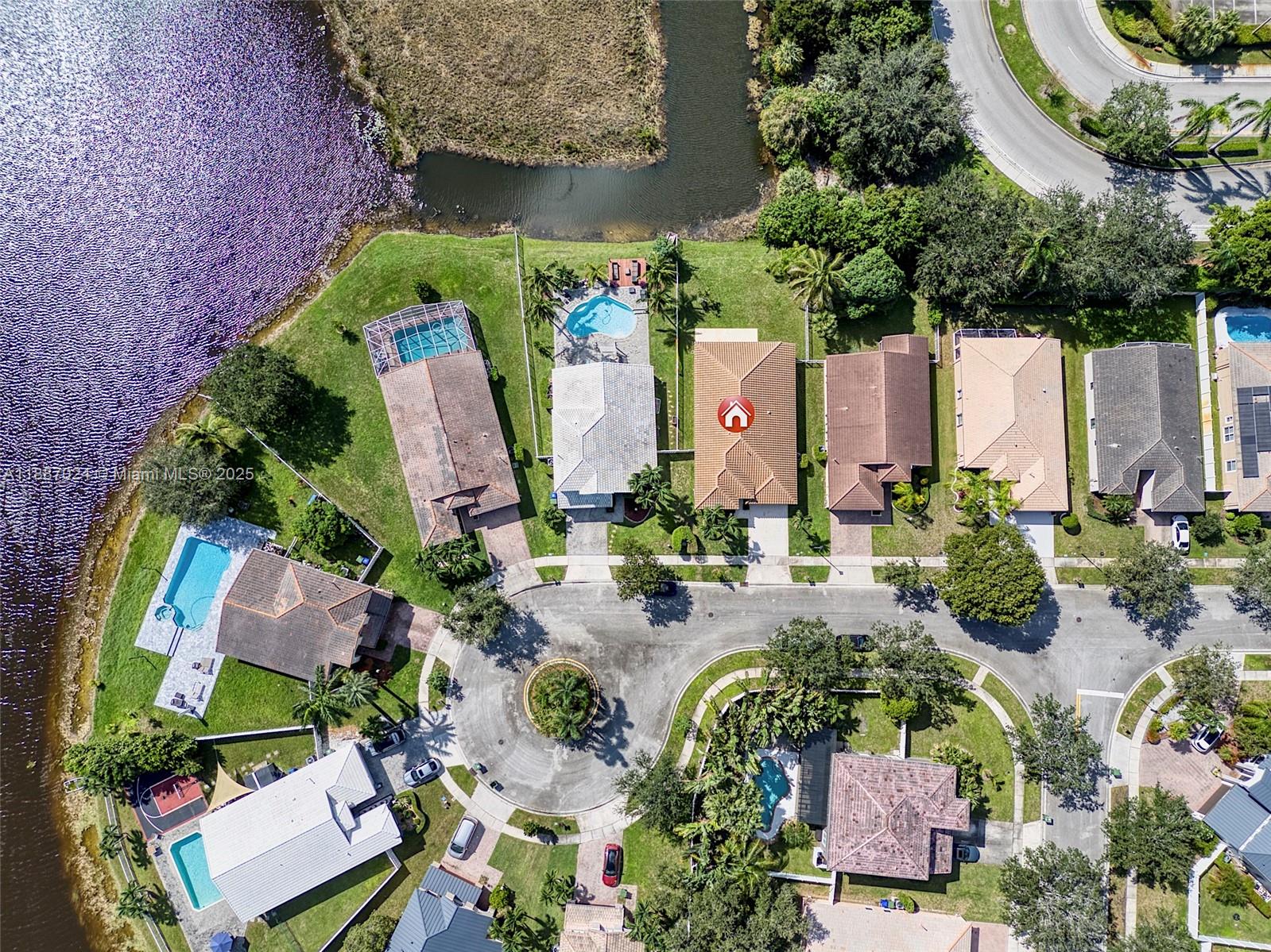 2034 NW 145th Ave Pembroke Pines, FL 33028