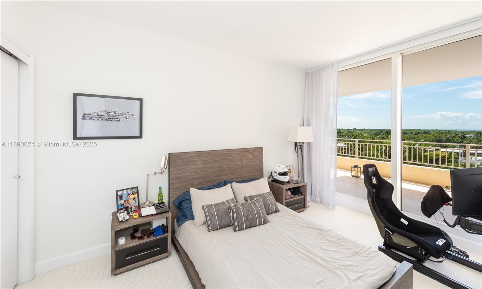 799 Crandon Blvd #607 Key Biscayne, FL 33149