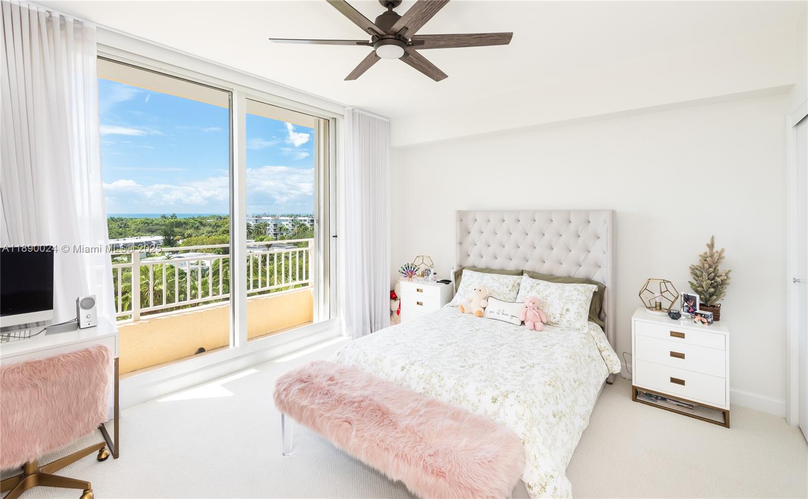 799 Crandon Blvd #607 Key Biscayne, FL 33149