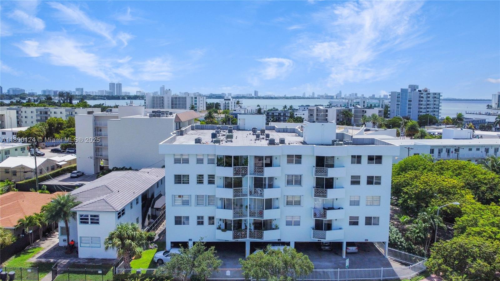 1990 Marseille Dr #501