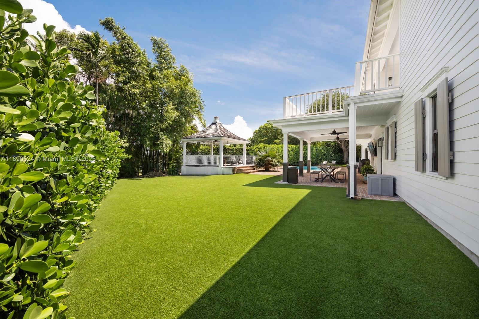 8521 SW 145th St Palmetto Bay, FL 33158