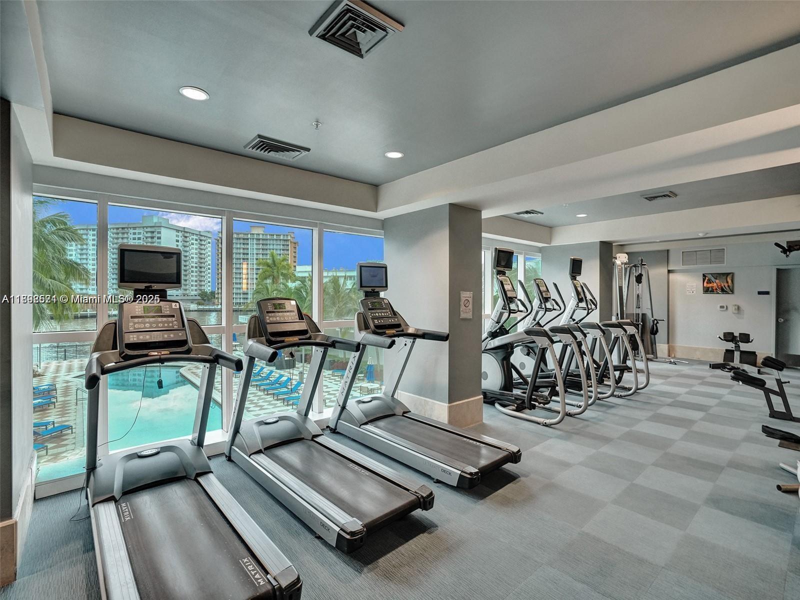 image Ocean Marine Yacht Club22