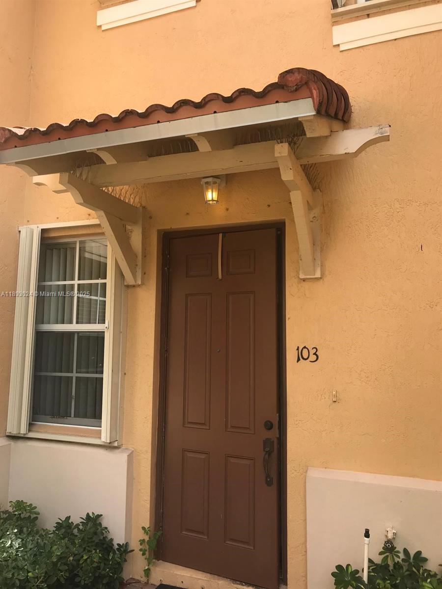 3390 NE 13th Cir Dr #103-19