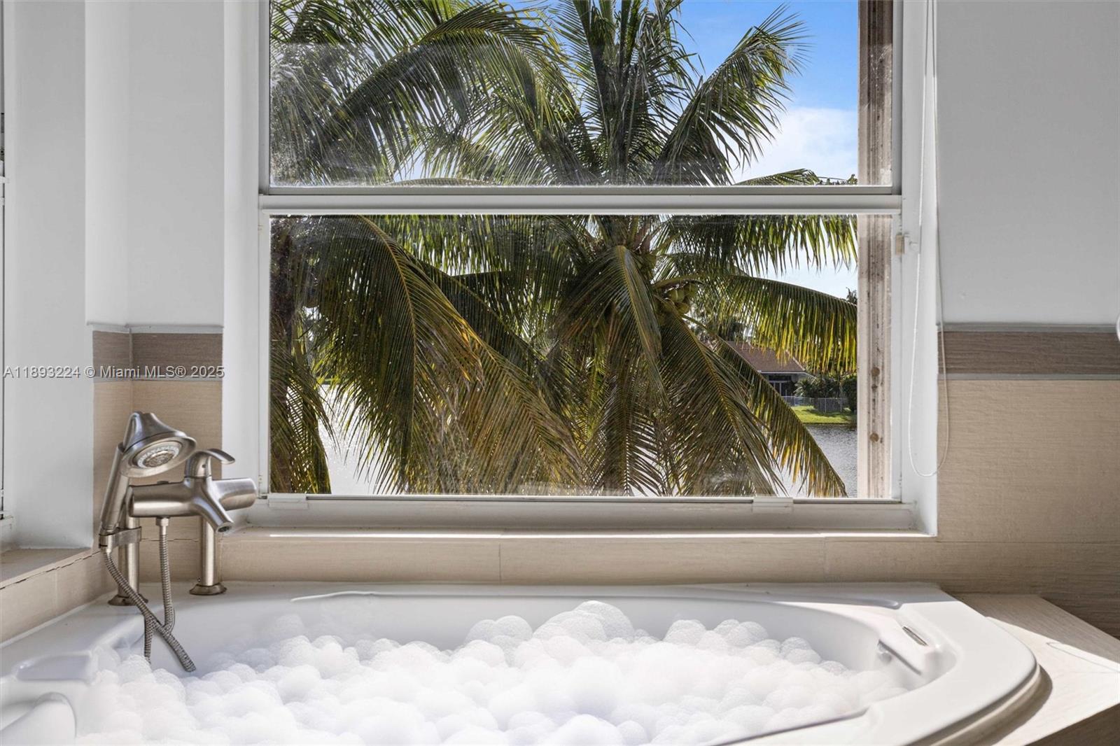 926 Marina Dr #926 Weston, FL 33327