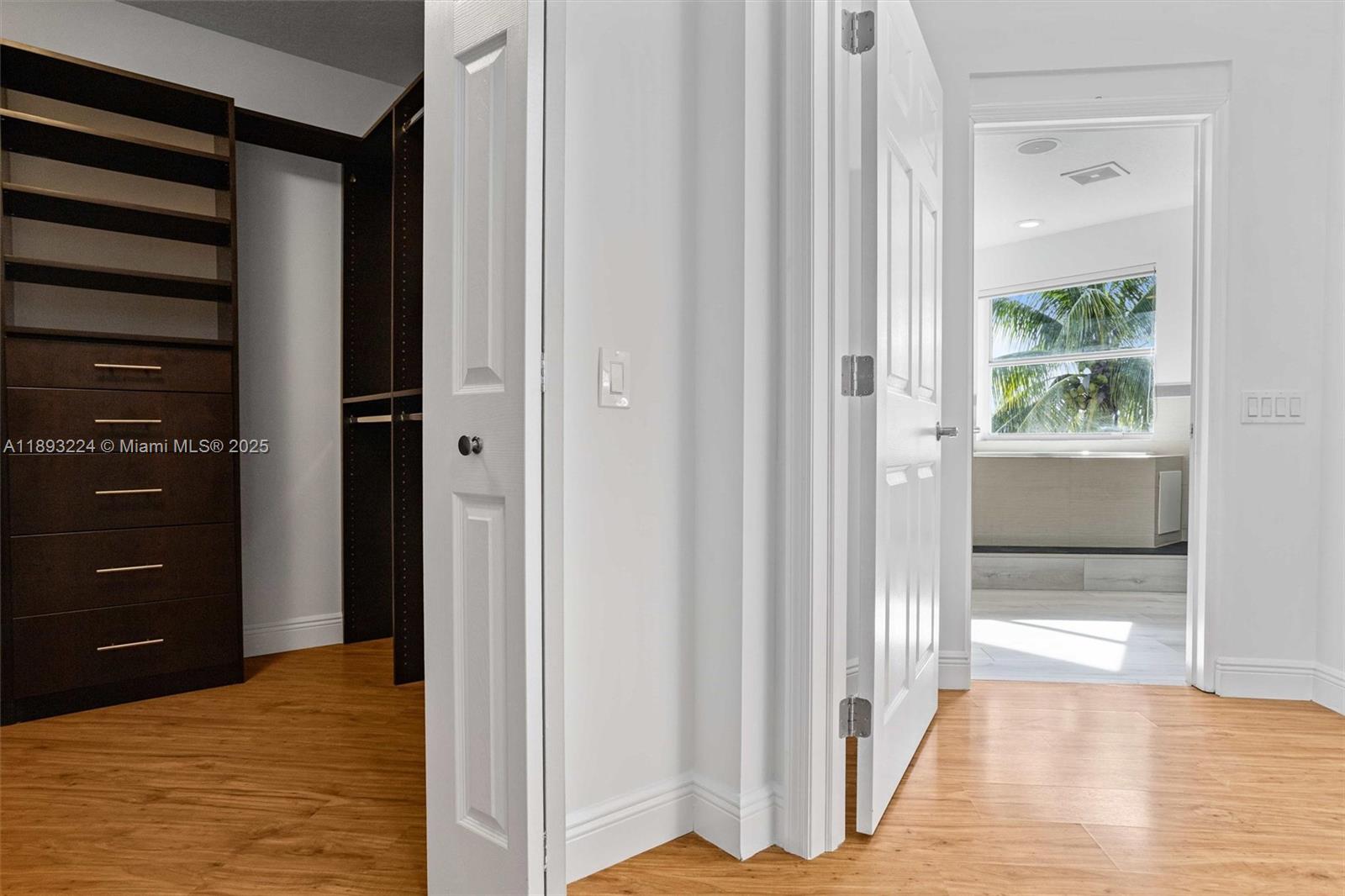 926 Marina Dr #926 Weston, FL 33327