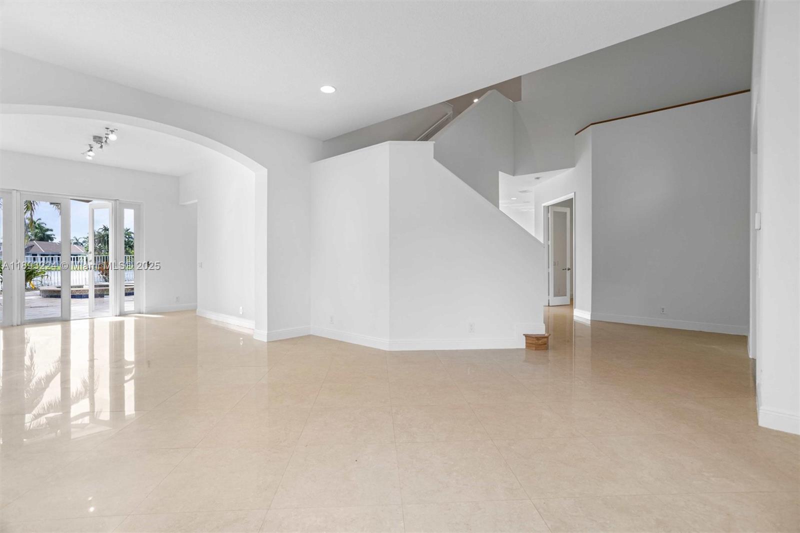 926 Marina Dr #926 Weston, FL 33327