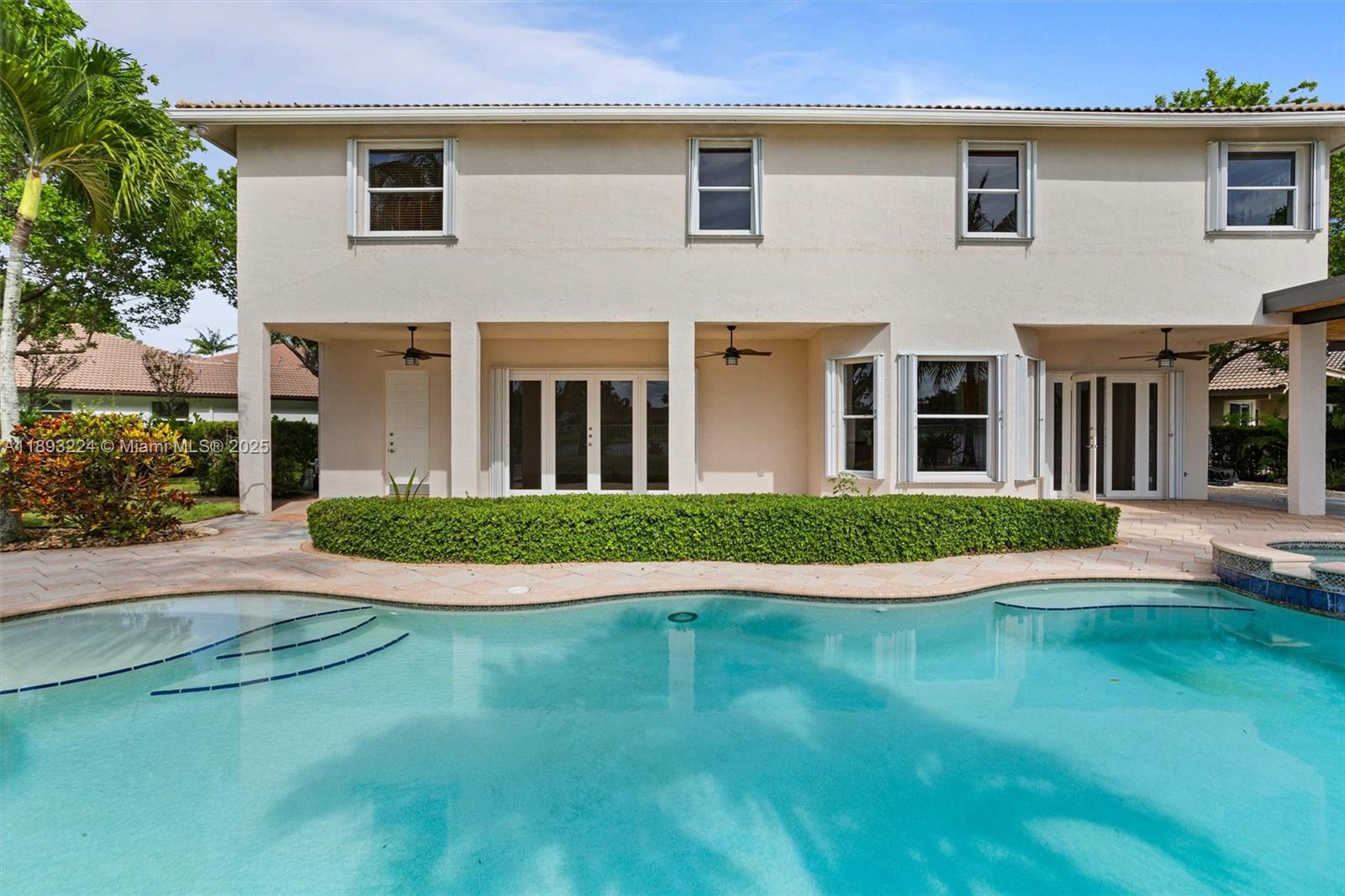 926 Marina Dr #926 Weston, FL 33327