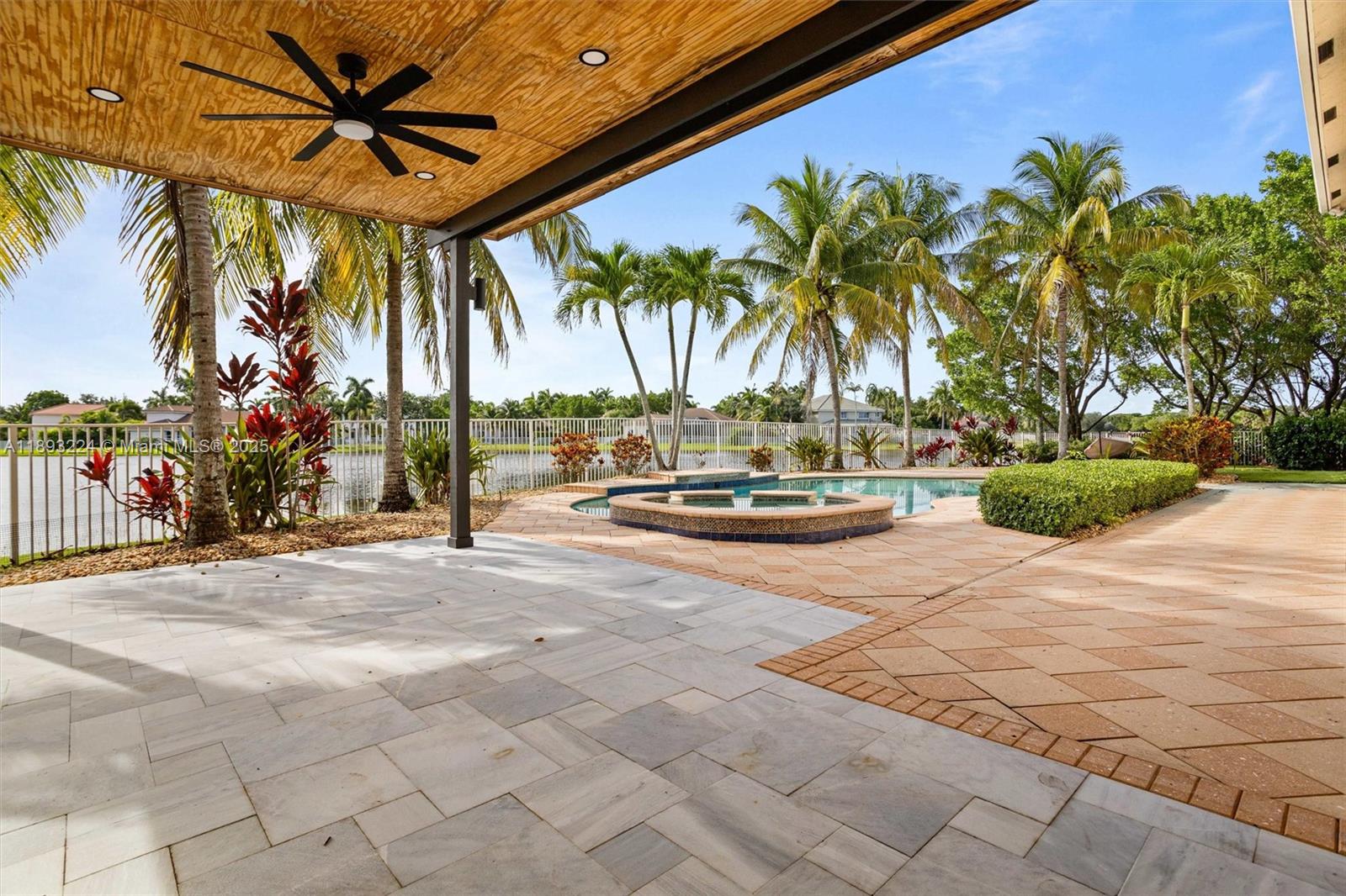 926 Marina Dr #926 Weston, FL 33327