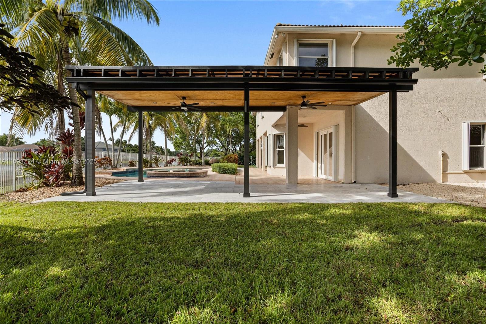 926 Marina Dr #926 Weston, FL 33327