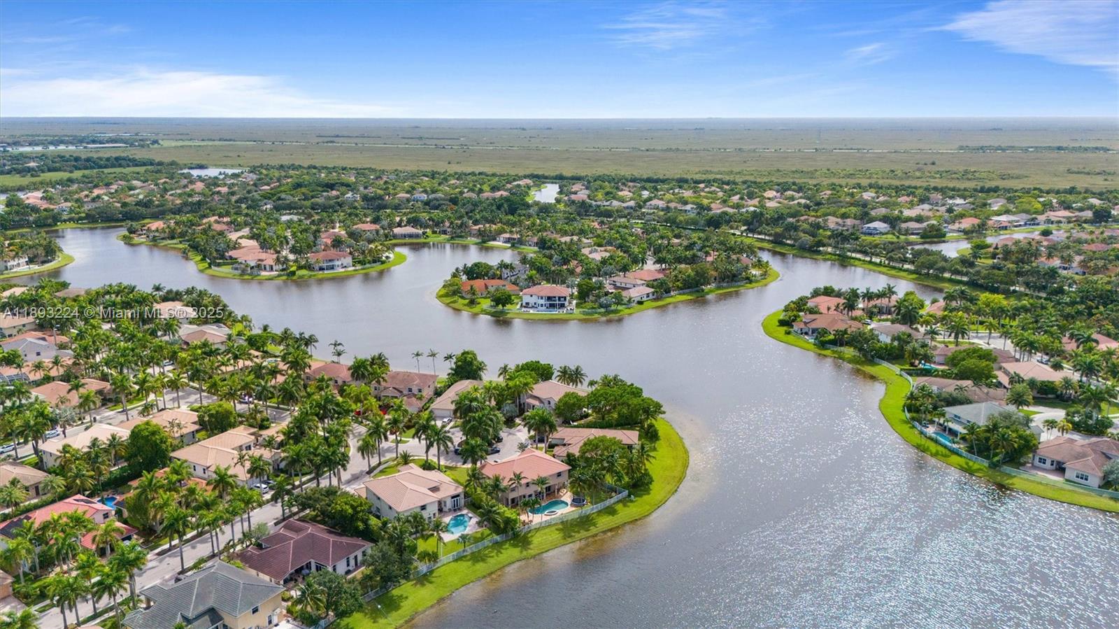 926 Marina Dr #926 Weston, FL 33327