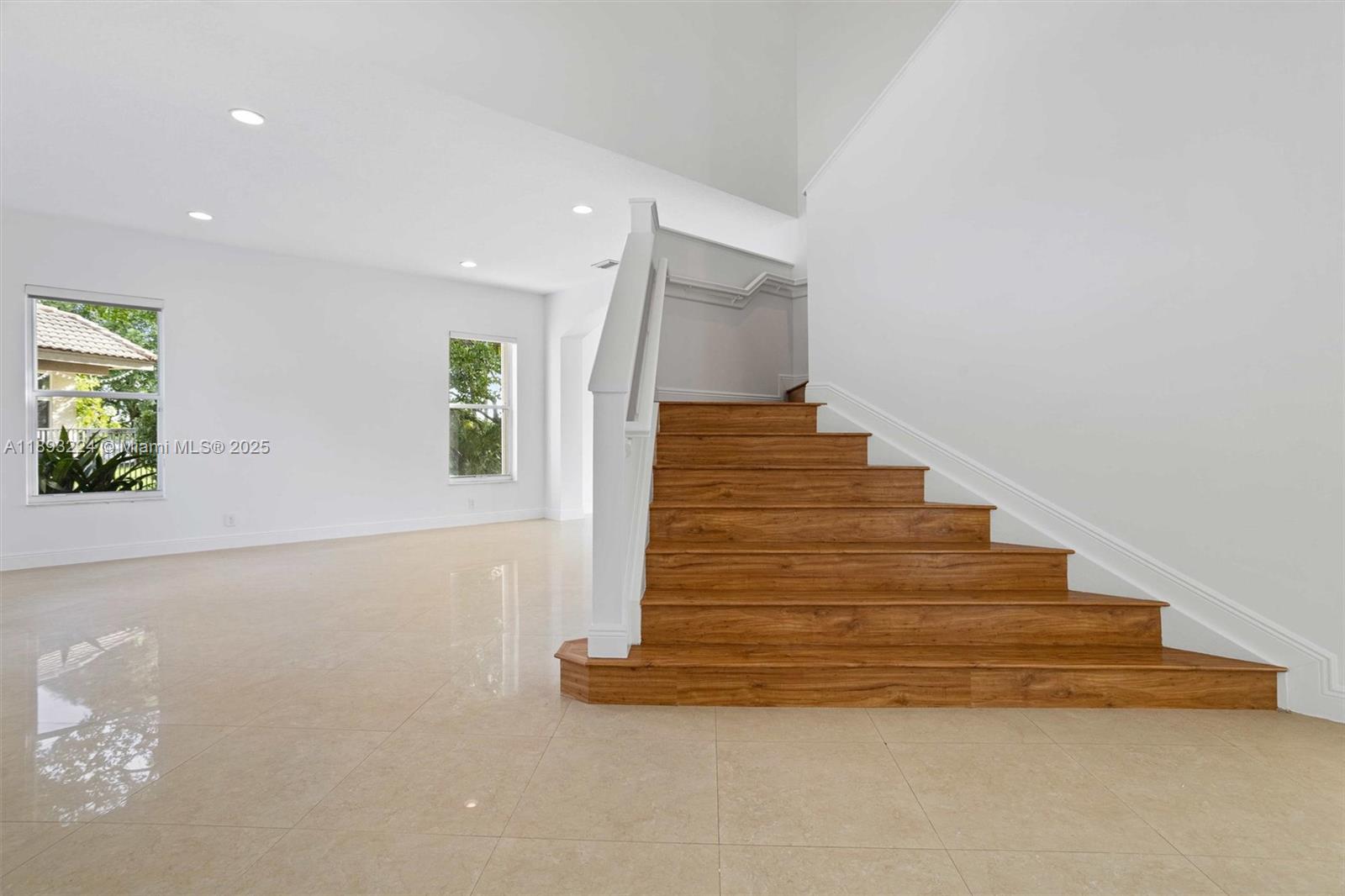 926 Marina Dr #926 Weston, FL 33327