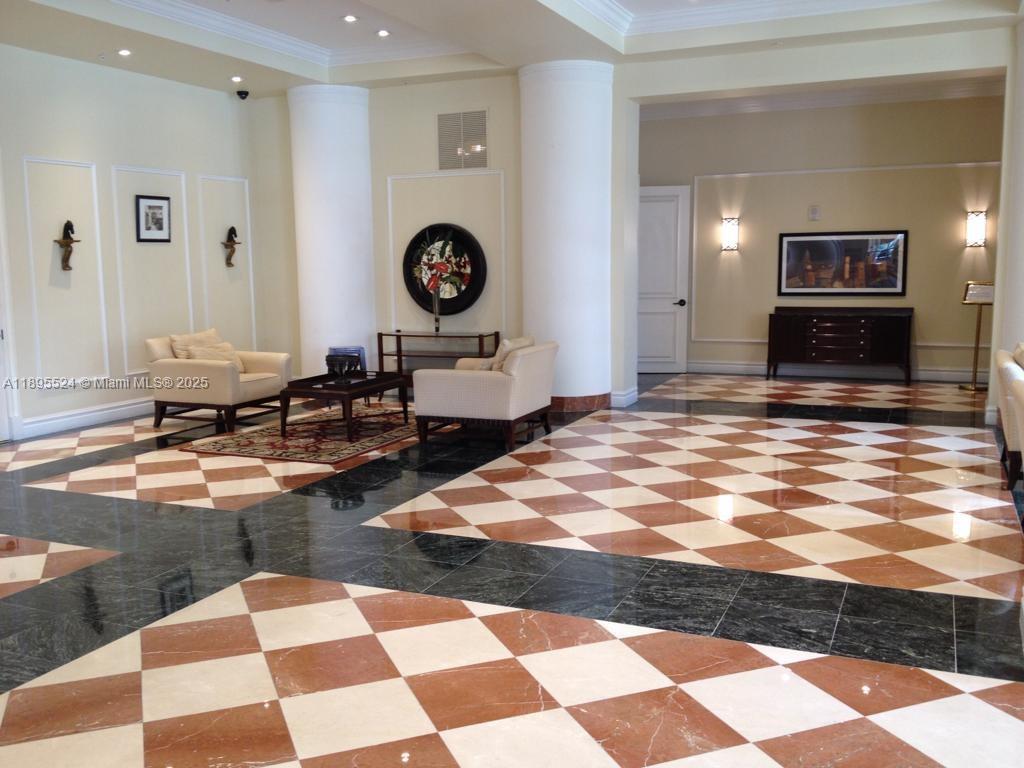 image King David Of Sunny Isles16