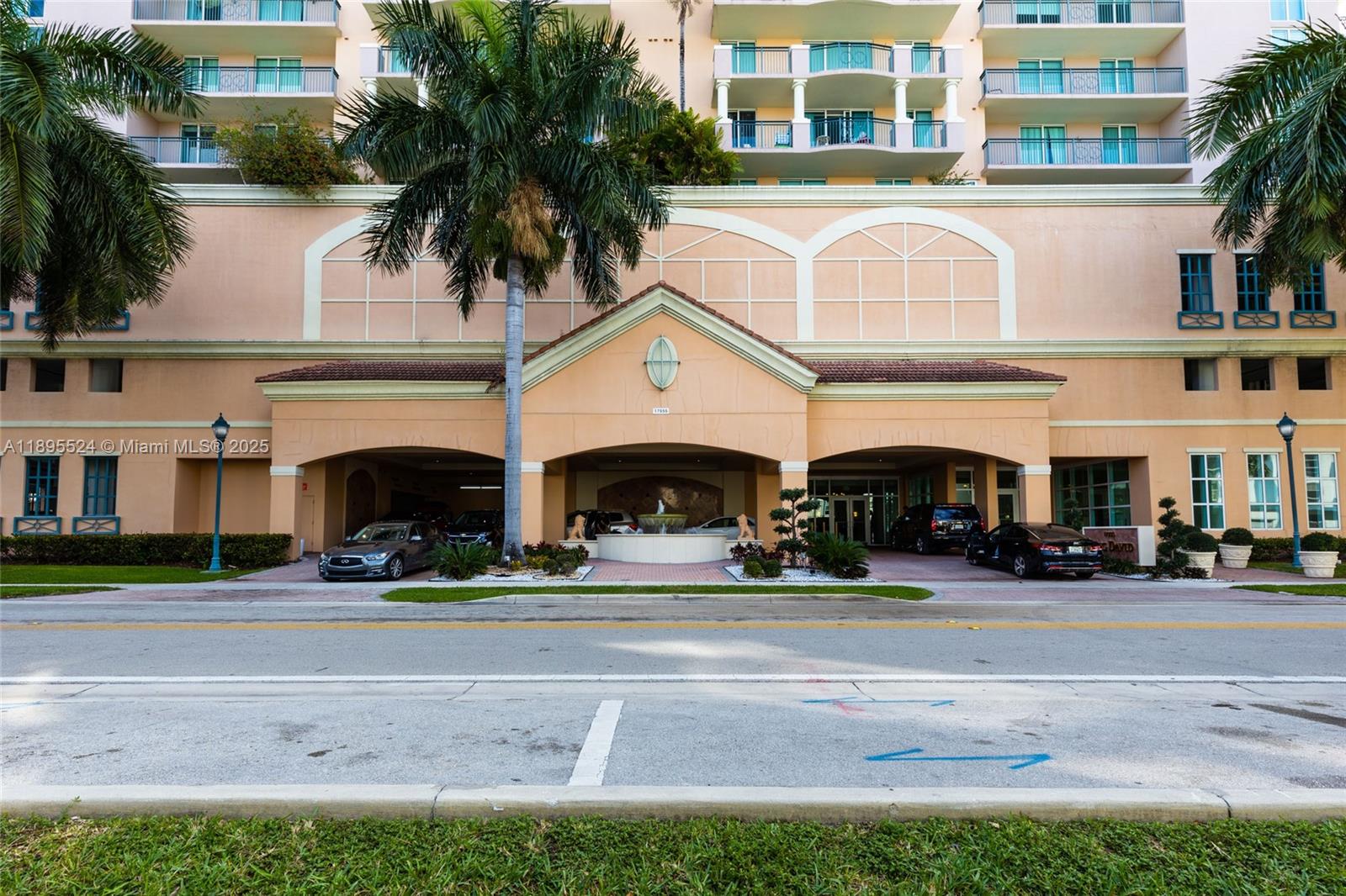 image King David Of Sunny Isles23