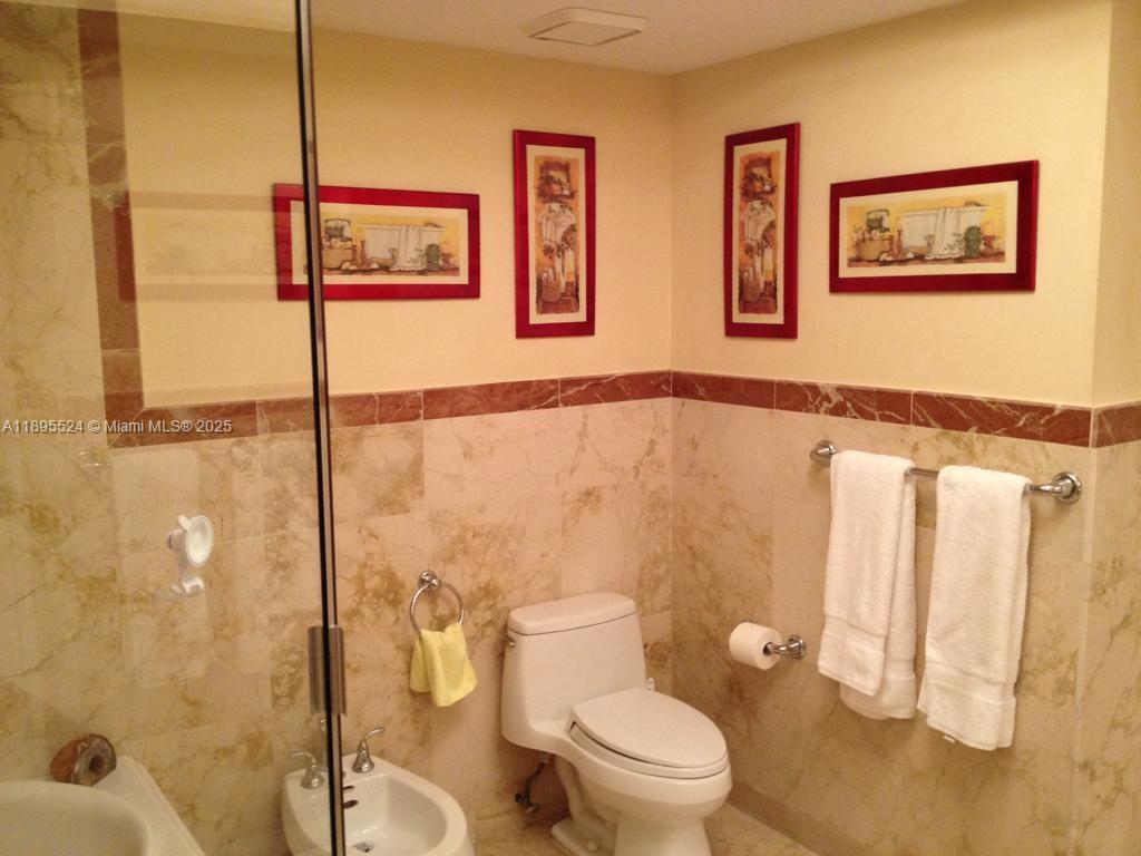 image King David Of Sunny Isles6