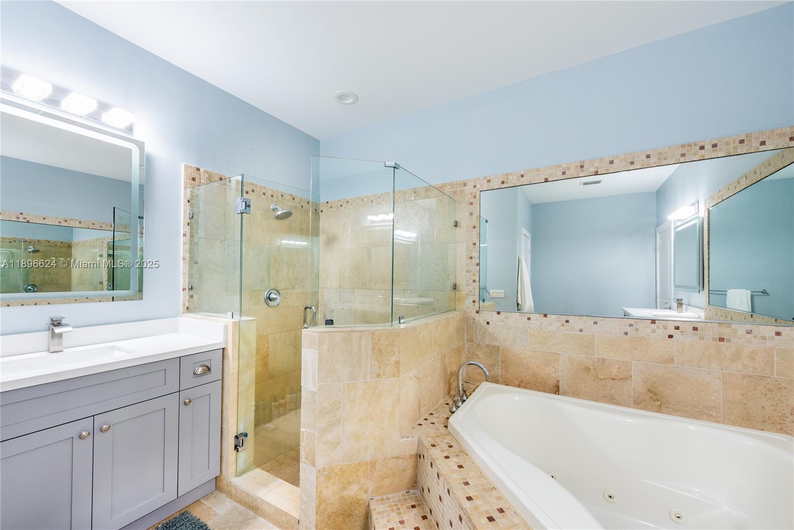 3056 New York St #3056 Miami, FL 33133