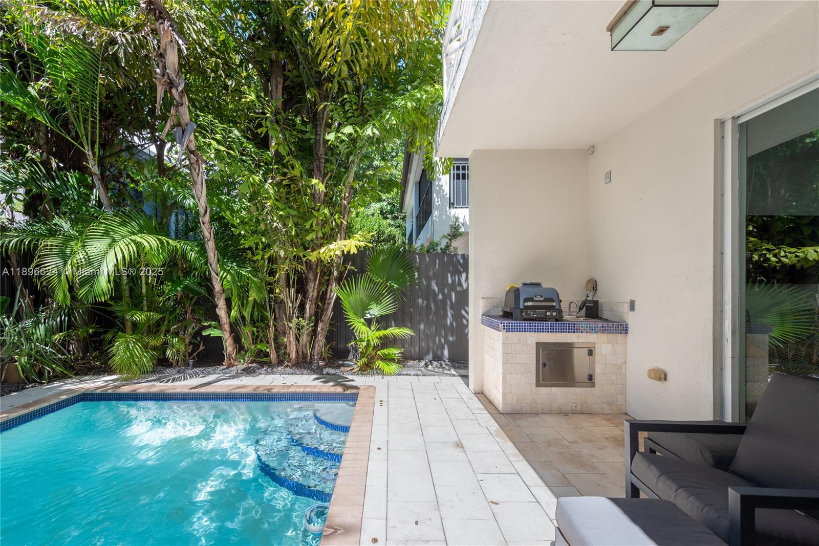 3056 New York St #3056 Miami, FL 33133