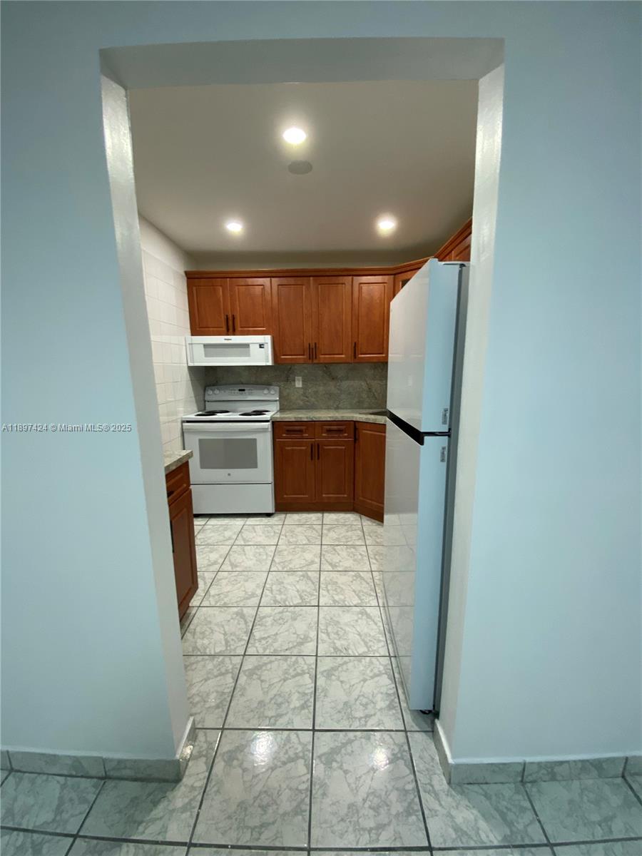 9455 W Flagler St #C308 Miami, FL 33174