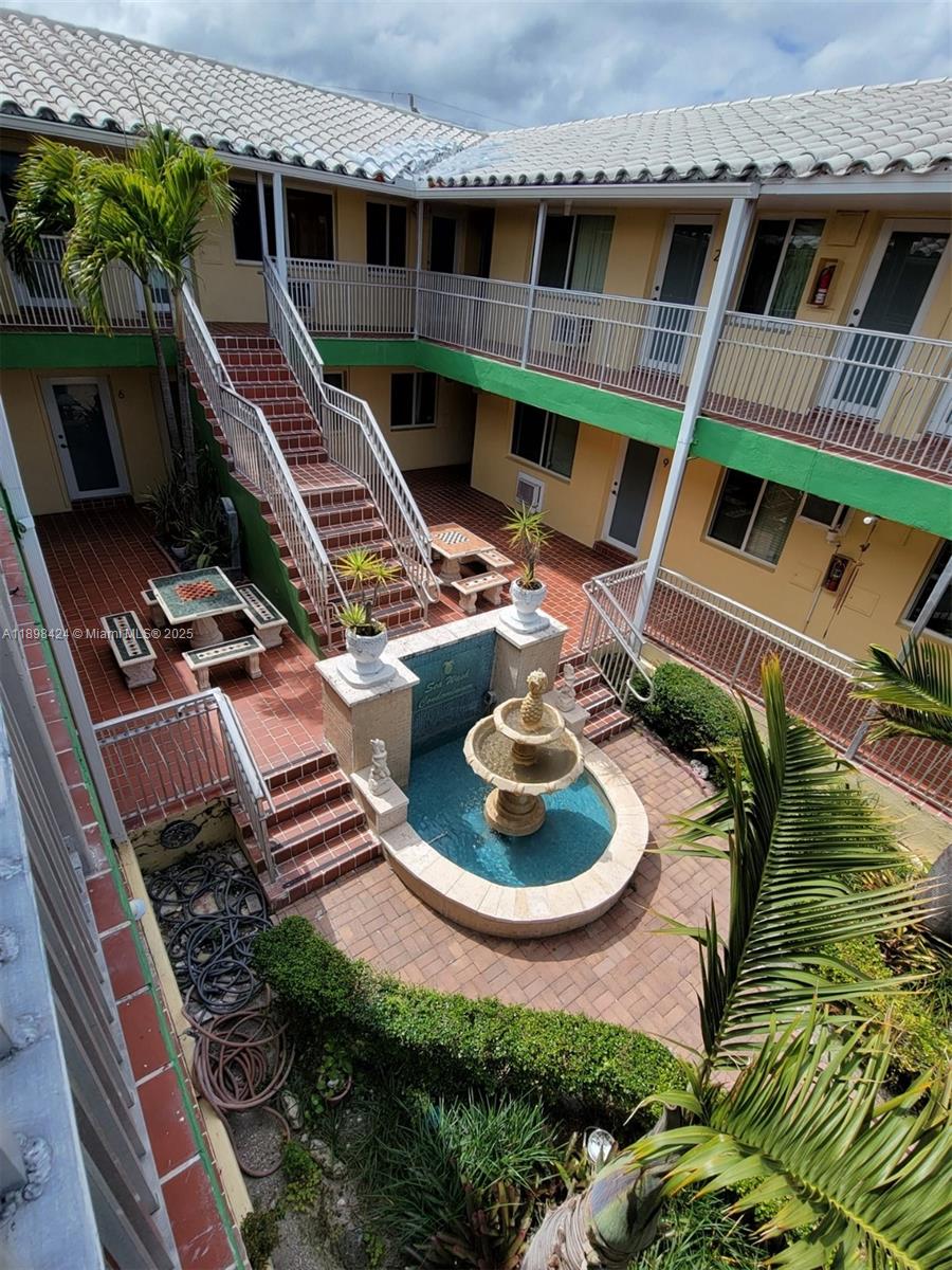 7400 Harding Ave #15