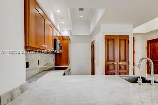 image The Gables Club3