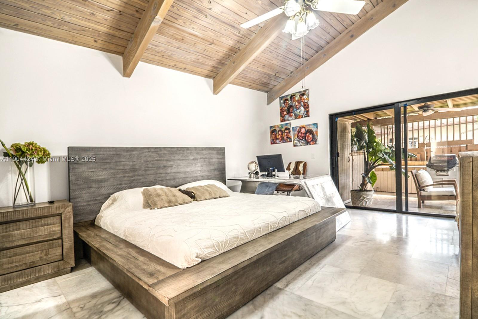 513 Leslie Dr #513 Hallandale Beach, FL 33009