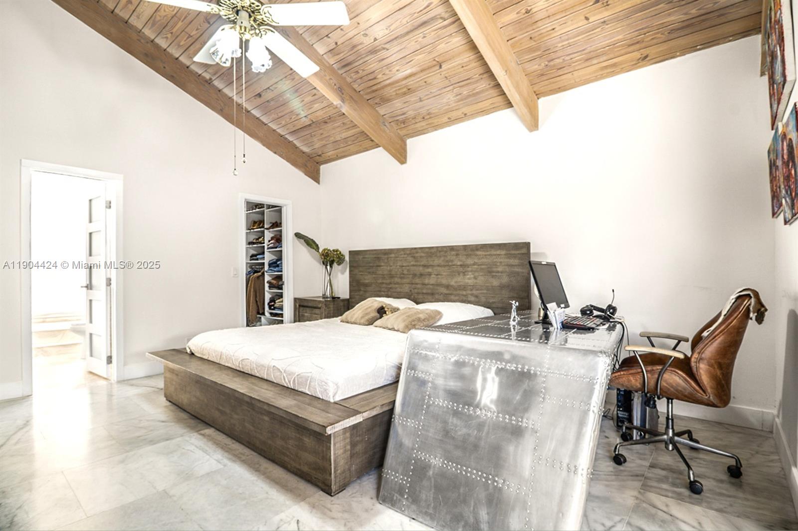 513 Leslie Dr #513 Hallandale Beach, FL 33009