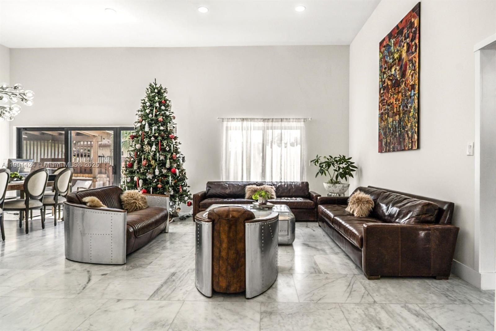 513 Leslie Dr #513 Hallandale Beach, FL 33009