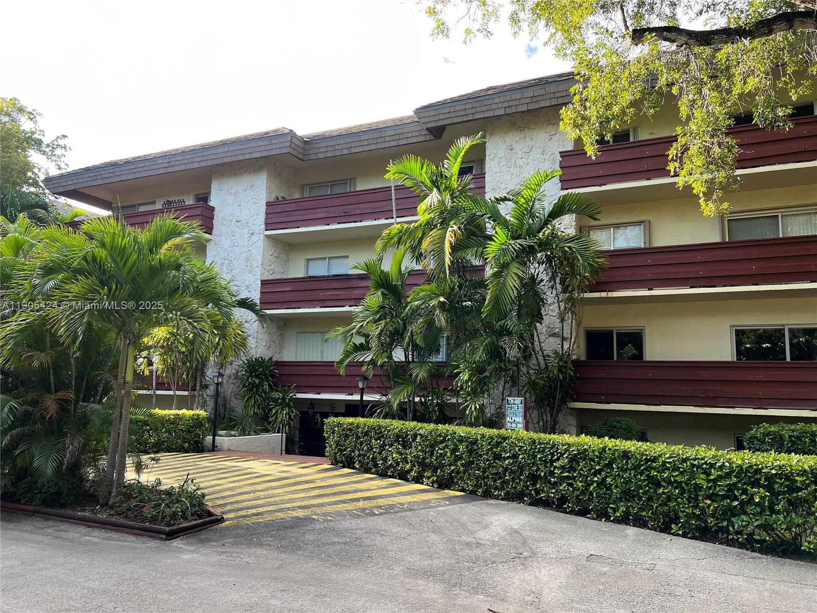1205 Mariposa Ave #402 Coral Gables, FL 33146