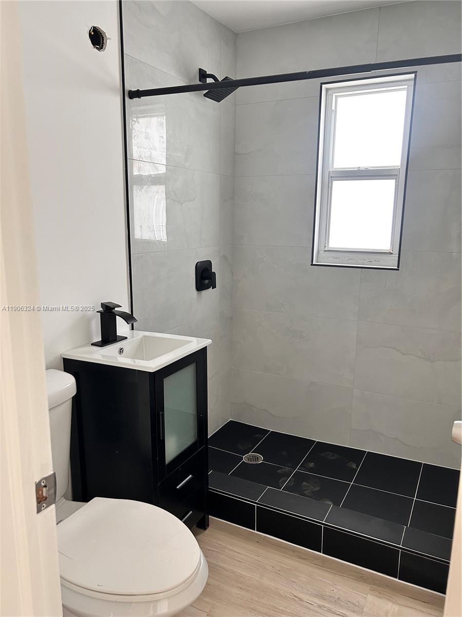 7207 Bay Dr #24 Miami Beach, FL 33141