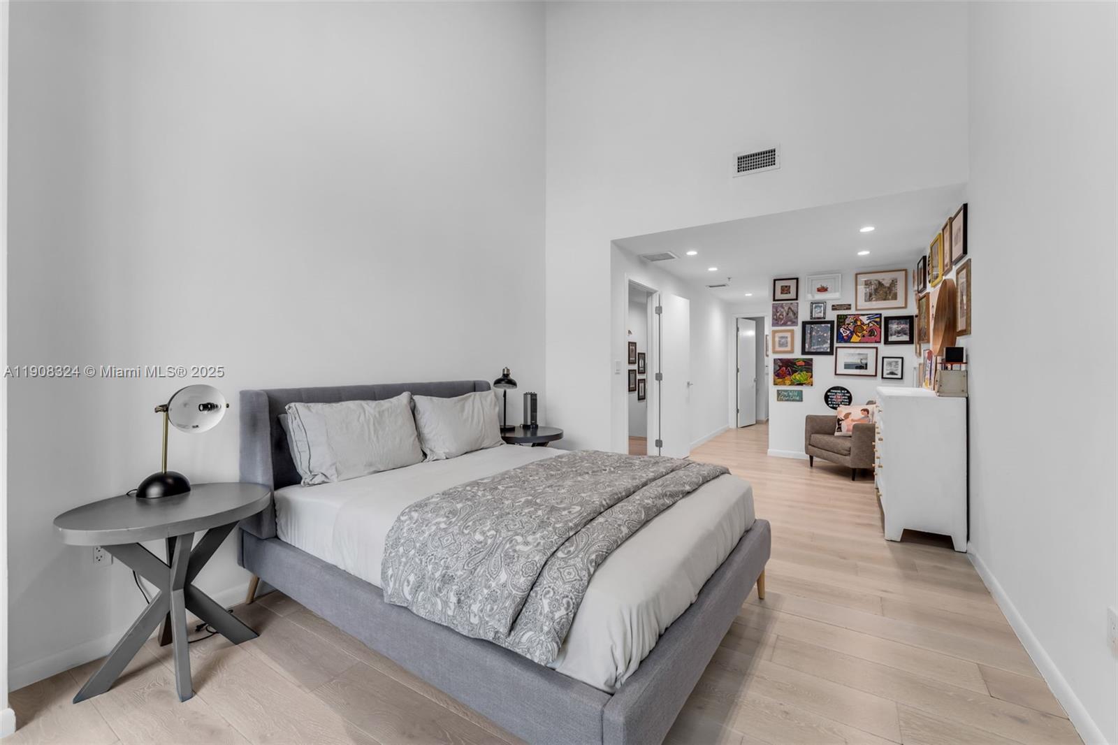 3301 NE 1st Ave #M0510 Miami, FL 33137