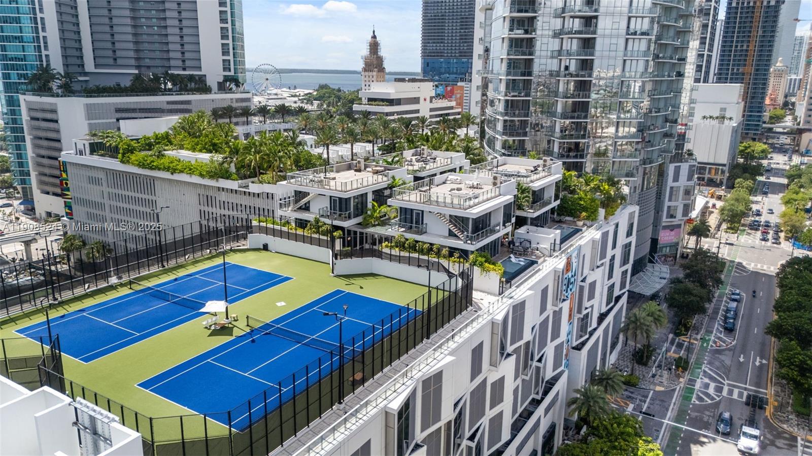 851 NE 1st Ave #4510 Miami, FL 33132