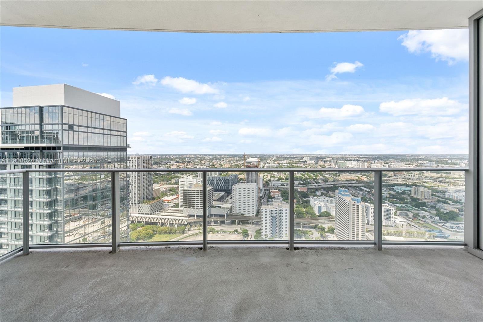 851 NE 1st Ave #4510 Miami, FL 33132