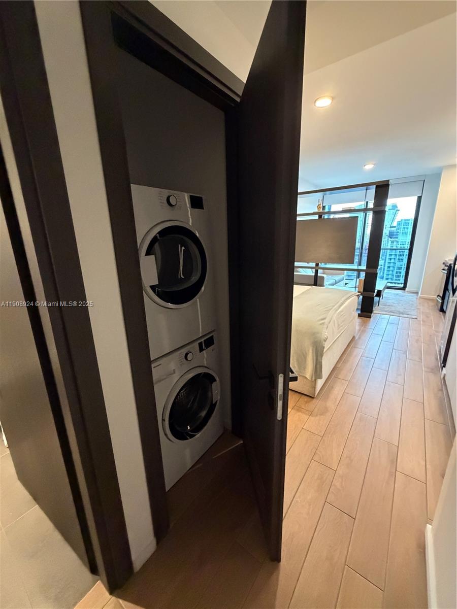 398 NE 5th St #4516 Miami, FL 33132