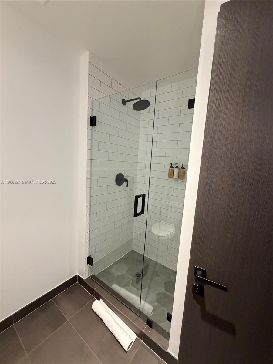 398 NE 5th St #4516 Miami, FL 33132