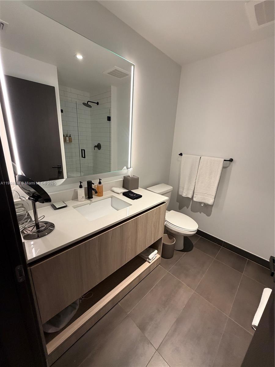 398 NE 5th St #4516 Miami, FL 33132