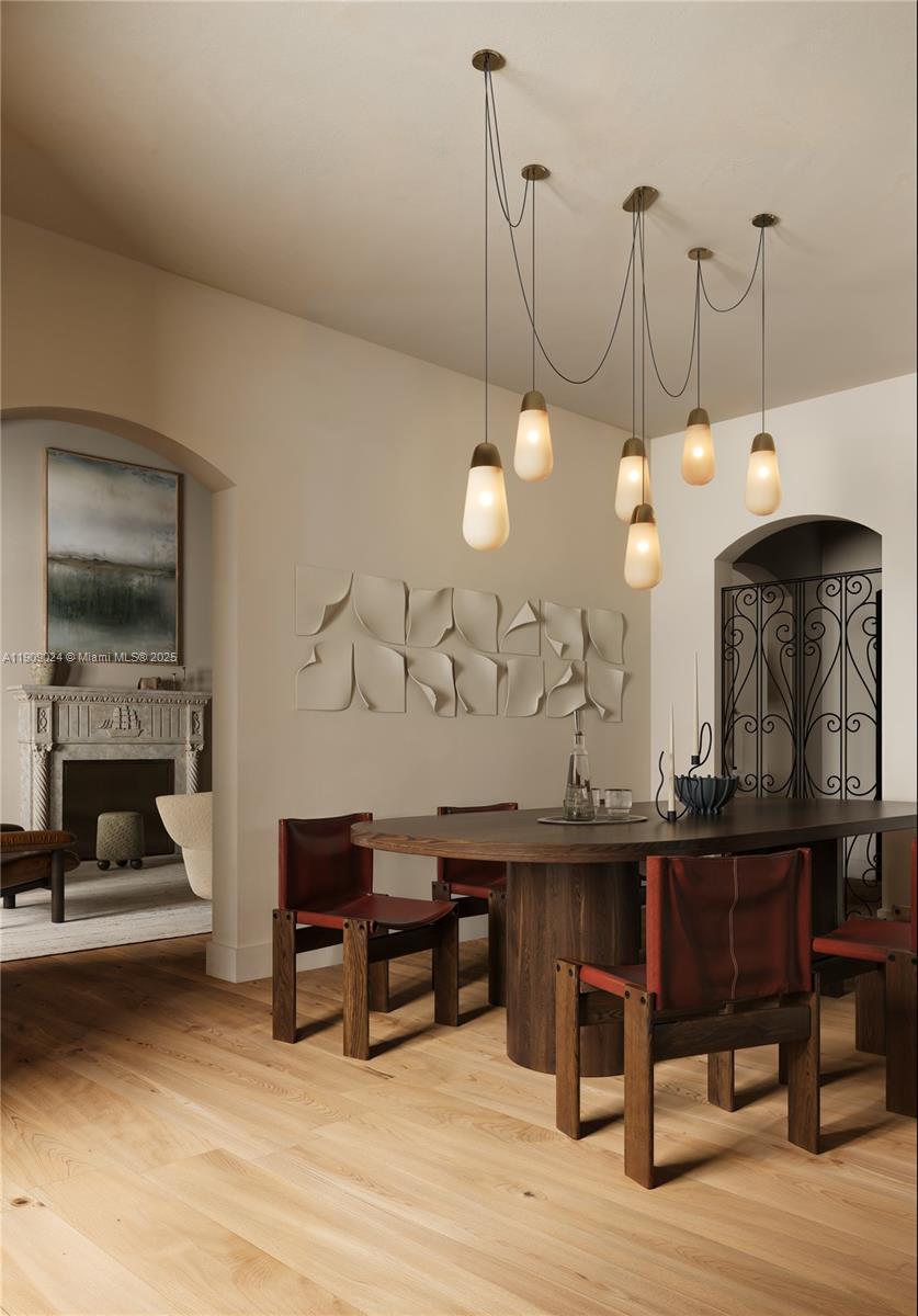 4727 N Bay Rd Miami Beach, FL 33140