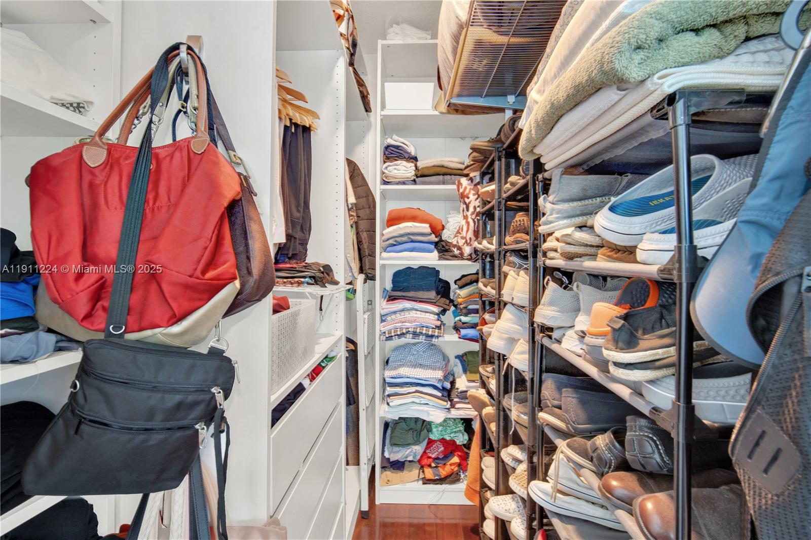 image Brickell On The River21