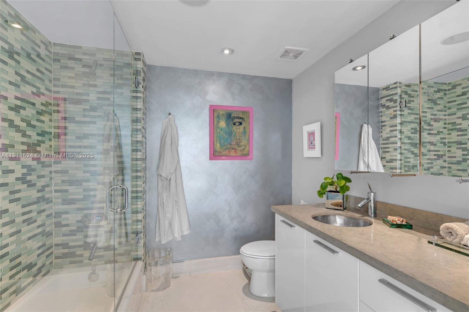 400 Alton Rd #706 Miami Beach, FL 33139